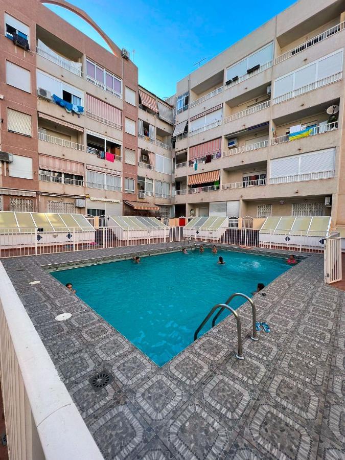 Kiara Apartament - With Garage Torrevieja Zewnętrze zdjęcie